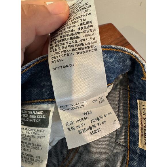 Levi’s Women's Denim Cut-Off Jean Shorts Frayed Raw Hem Button Fly Blue Size 26 - Picture 5 of 7